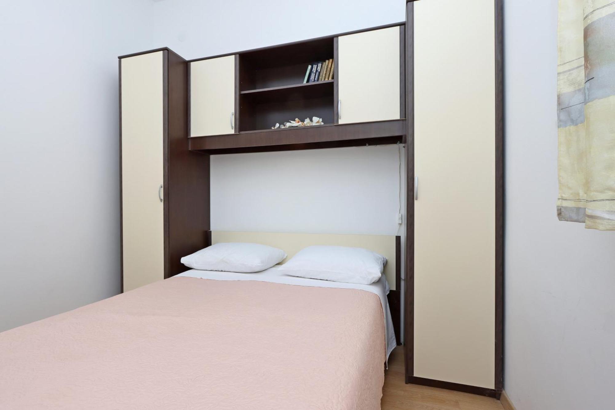 Apartments With A Parking Space Kornic, Krk - 415 Rom bilde